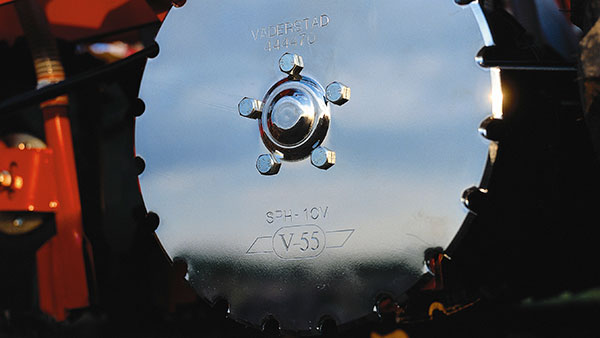 Väderstad V-55 disc on machine
