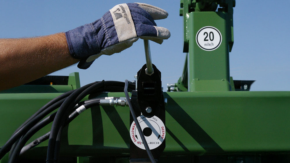 Close-up of the depth control on the Wishek 862NT tandem disc