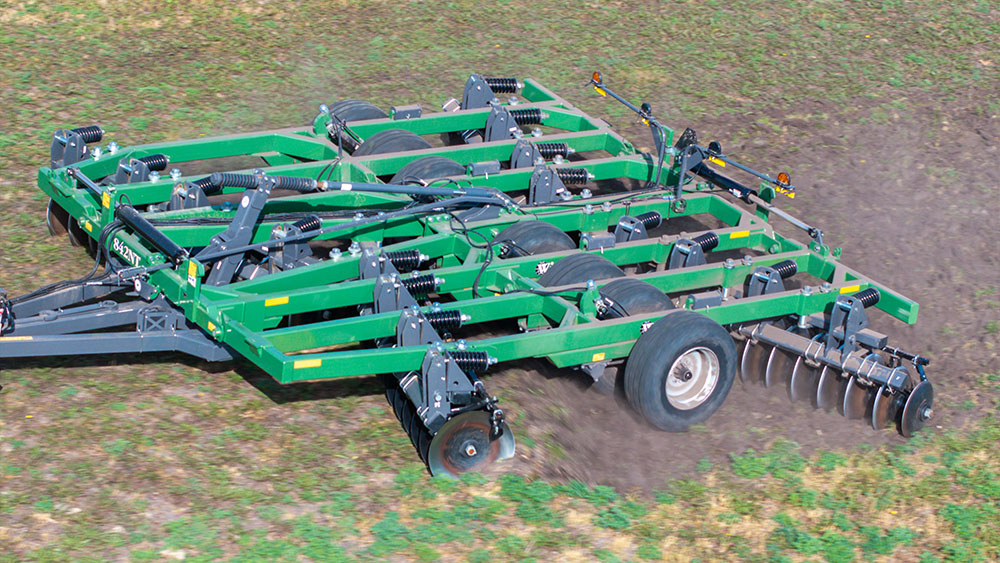 Wishek 842NT tandem disc in the field