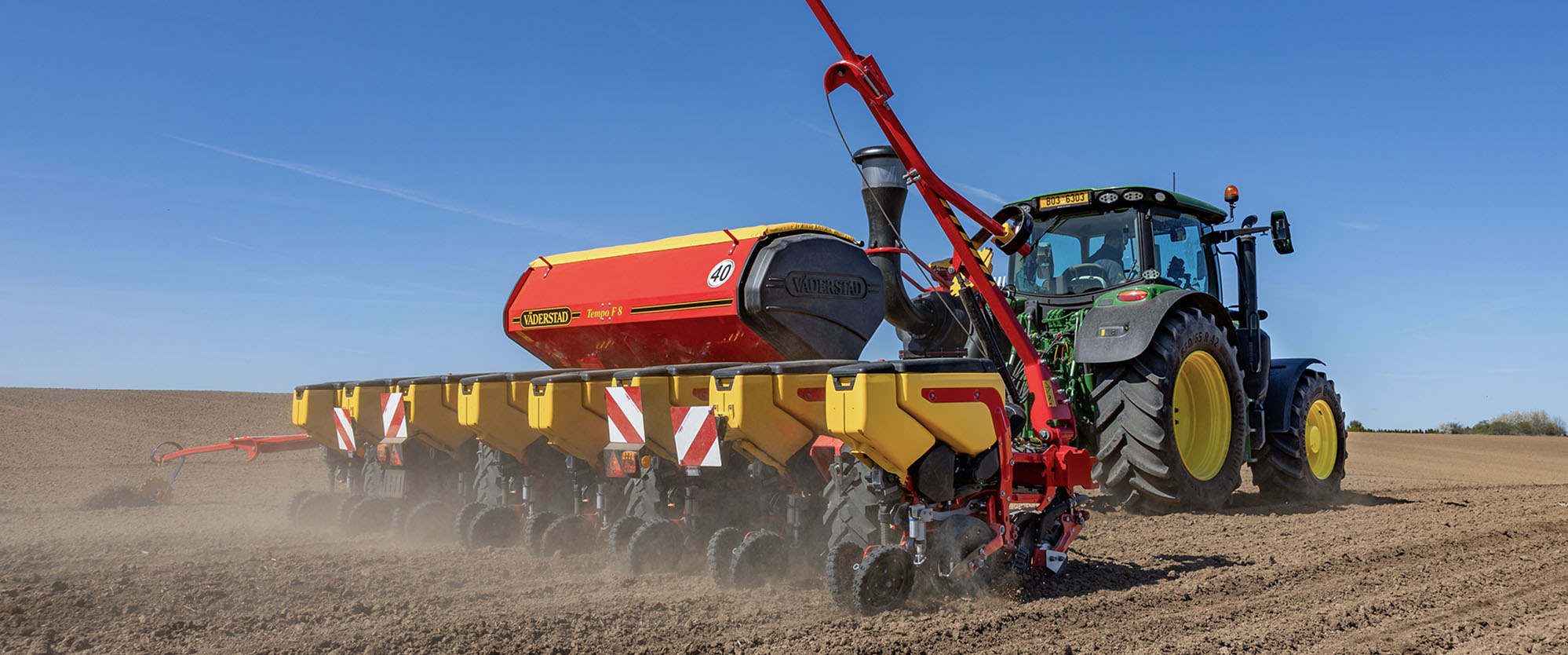 Väderstad Tempo F planter in a field