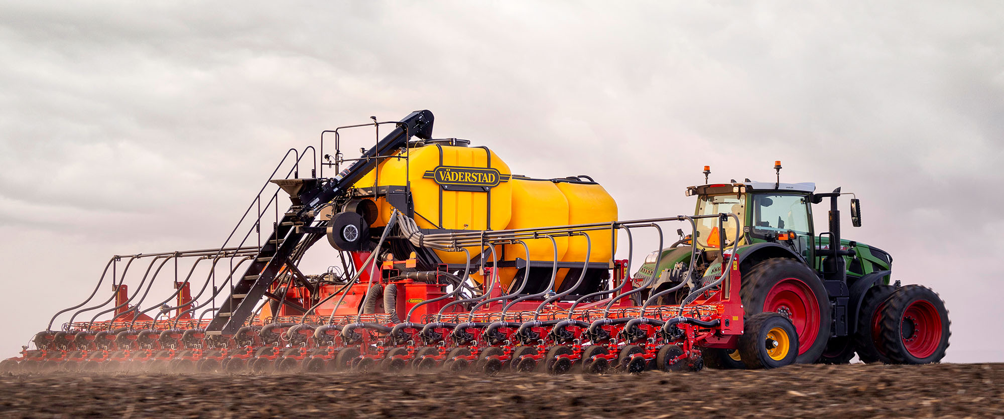 Väderstad Tempo K precision planter in the field