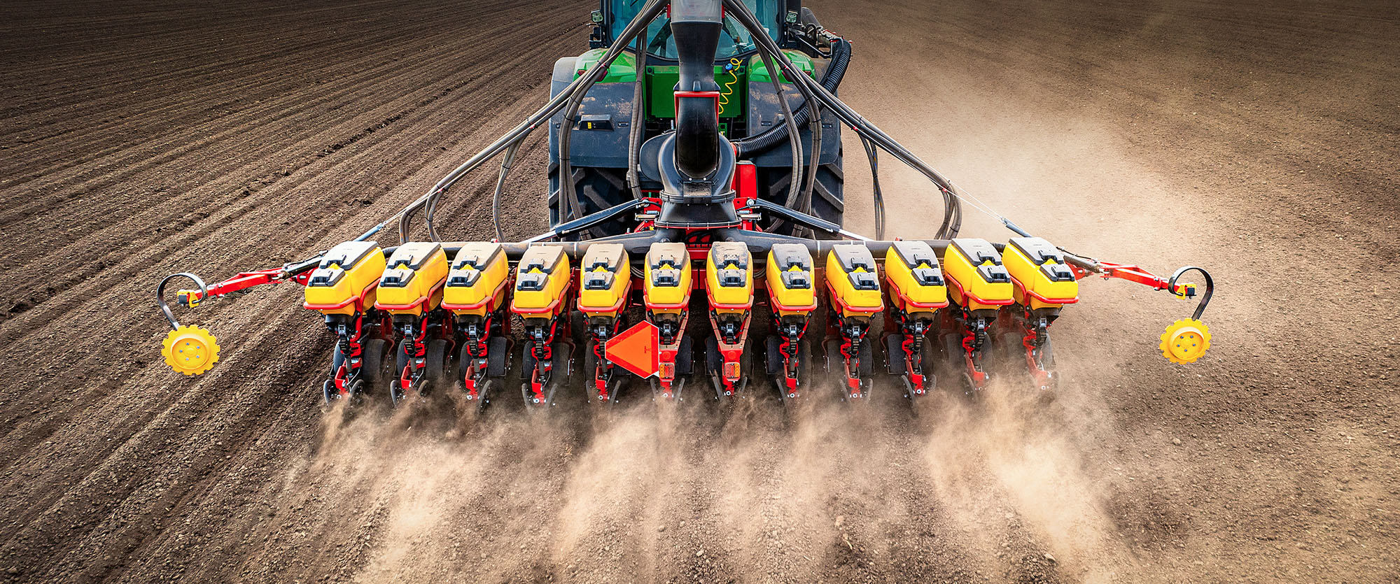 Väderstad Tempo V planter in a field