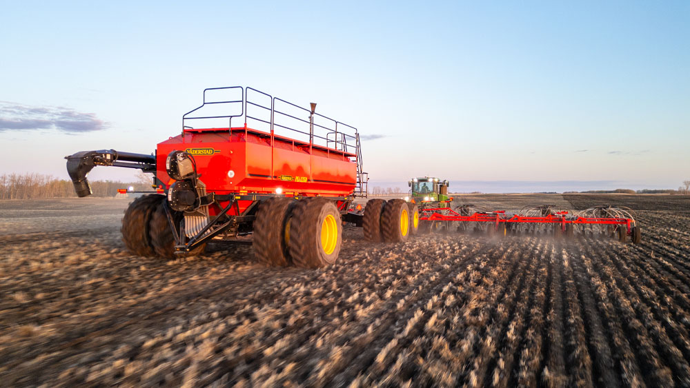 PD 1350 Air Cart in a field