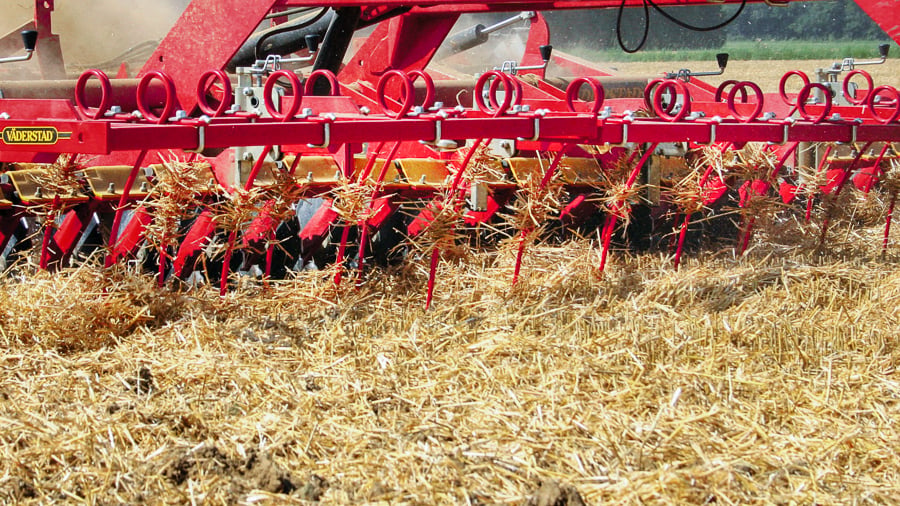 Väderstad Carrier with straw harrow