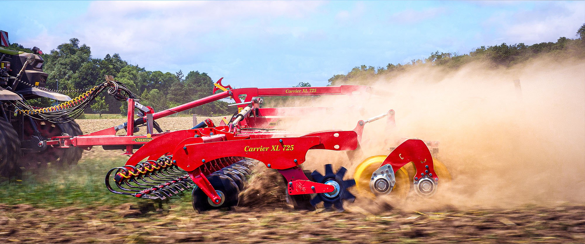 Väderstad Carrier XL disc cultivator in a field