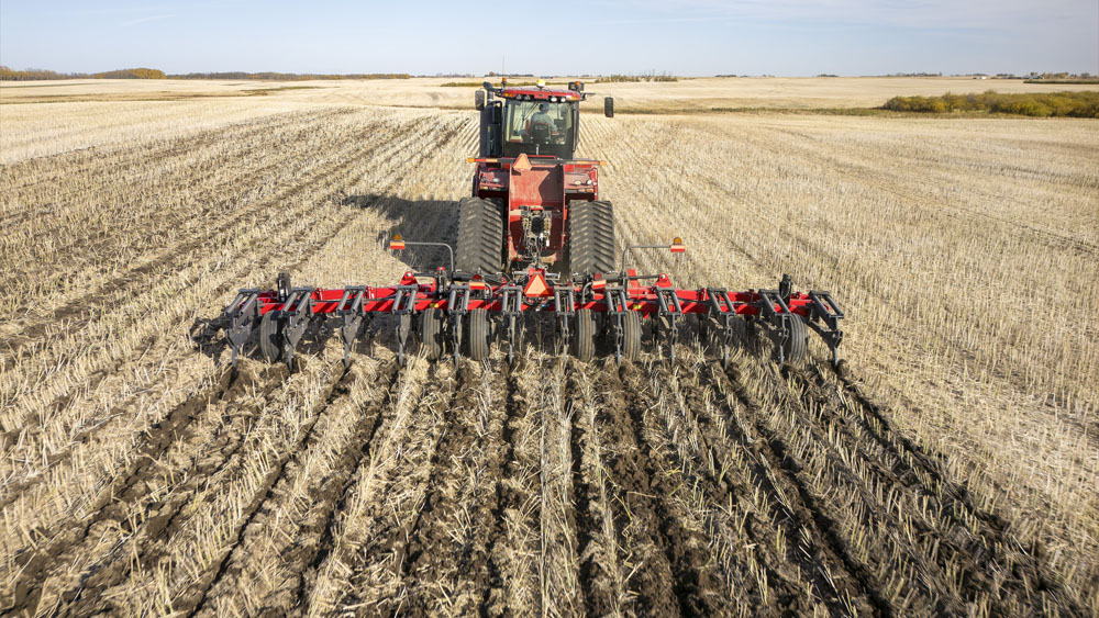 Wil-RIch 357 Inline Ripper in the field, from behind