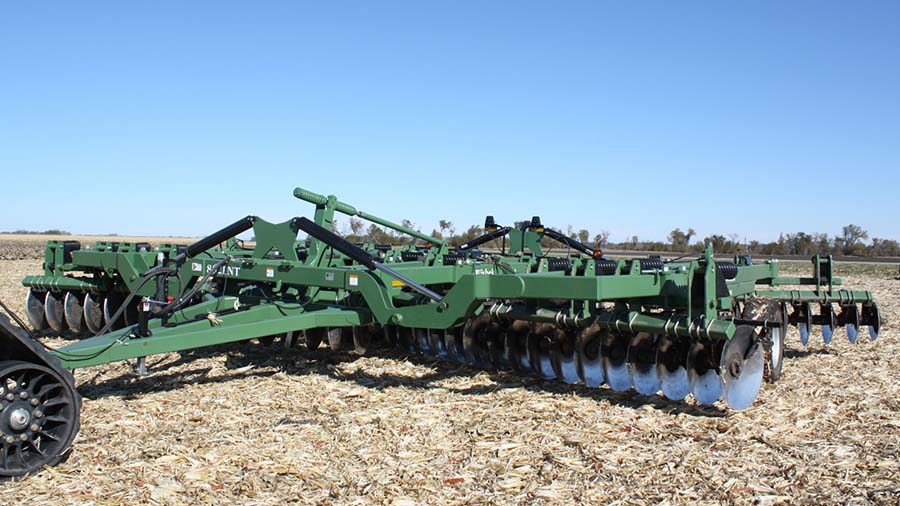 Cultivators, rollers and tine harrows for all types of soils, depths ...